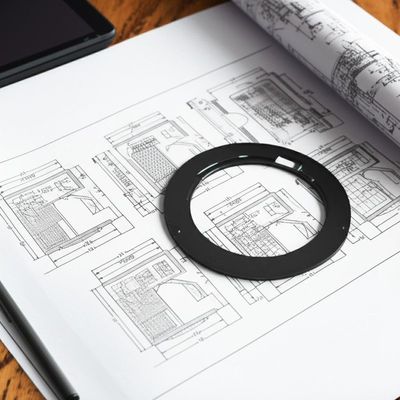 Kundenspezifische CNC-Zuschnitte für Metallteile mit 0,1 Ra Präzision